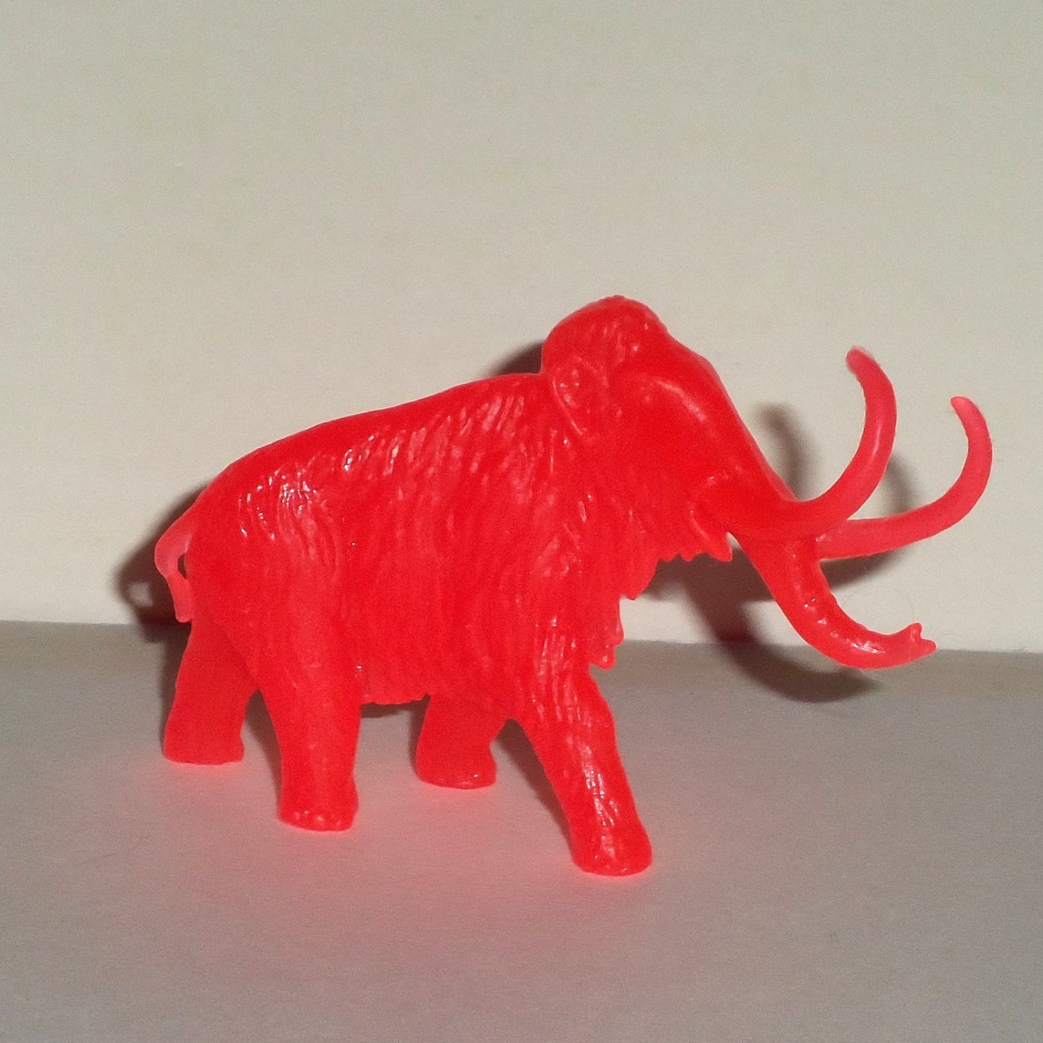 Woolly Mammoth Bright Red 2 5