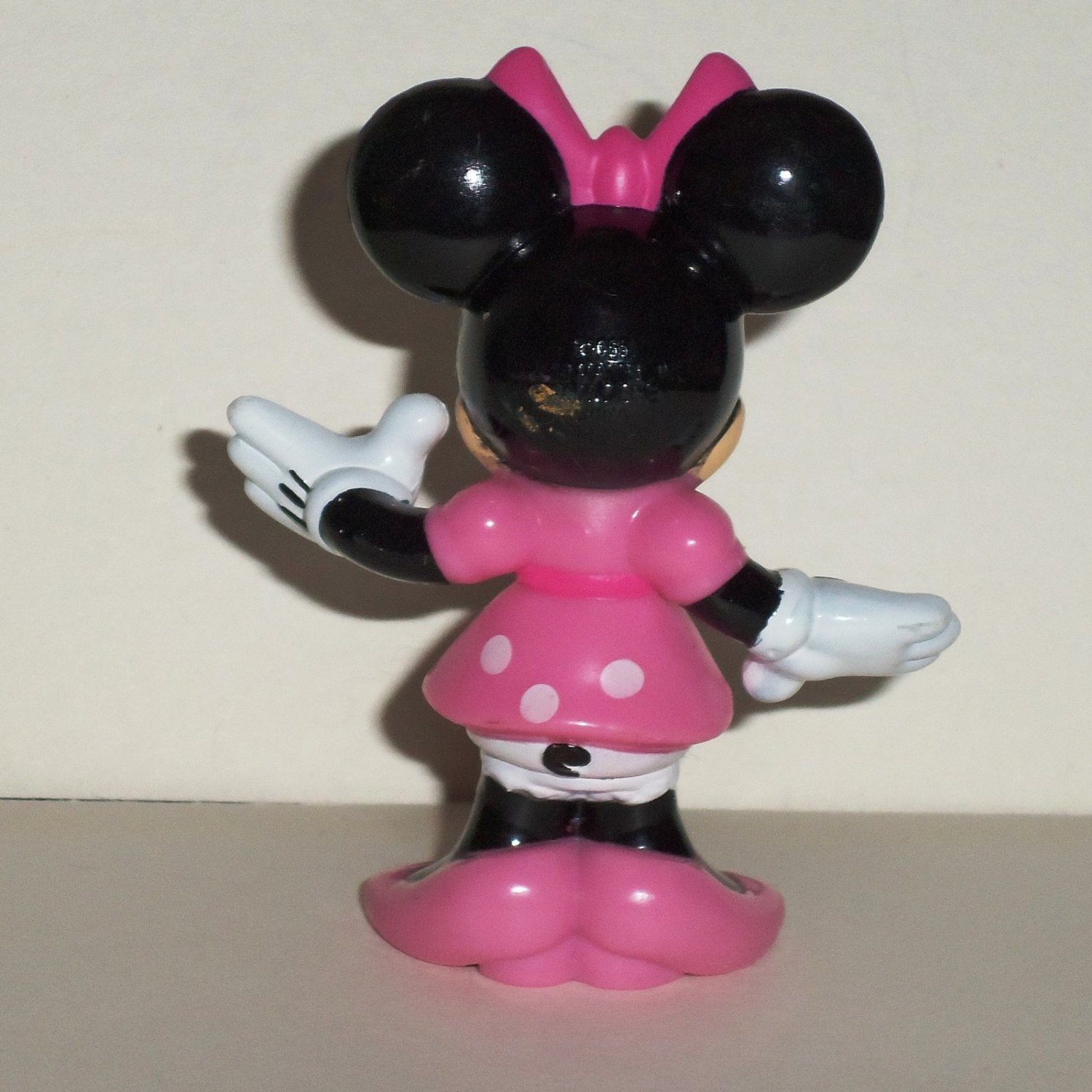 minnie collectible figure set