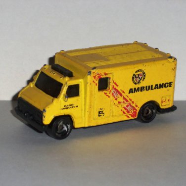 Hot Wheels 1996 Yellow Ambulance Diecast Truck Loose Used Incomplete