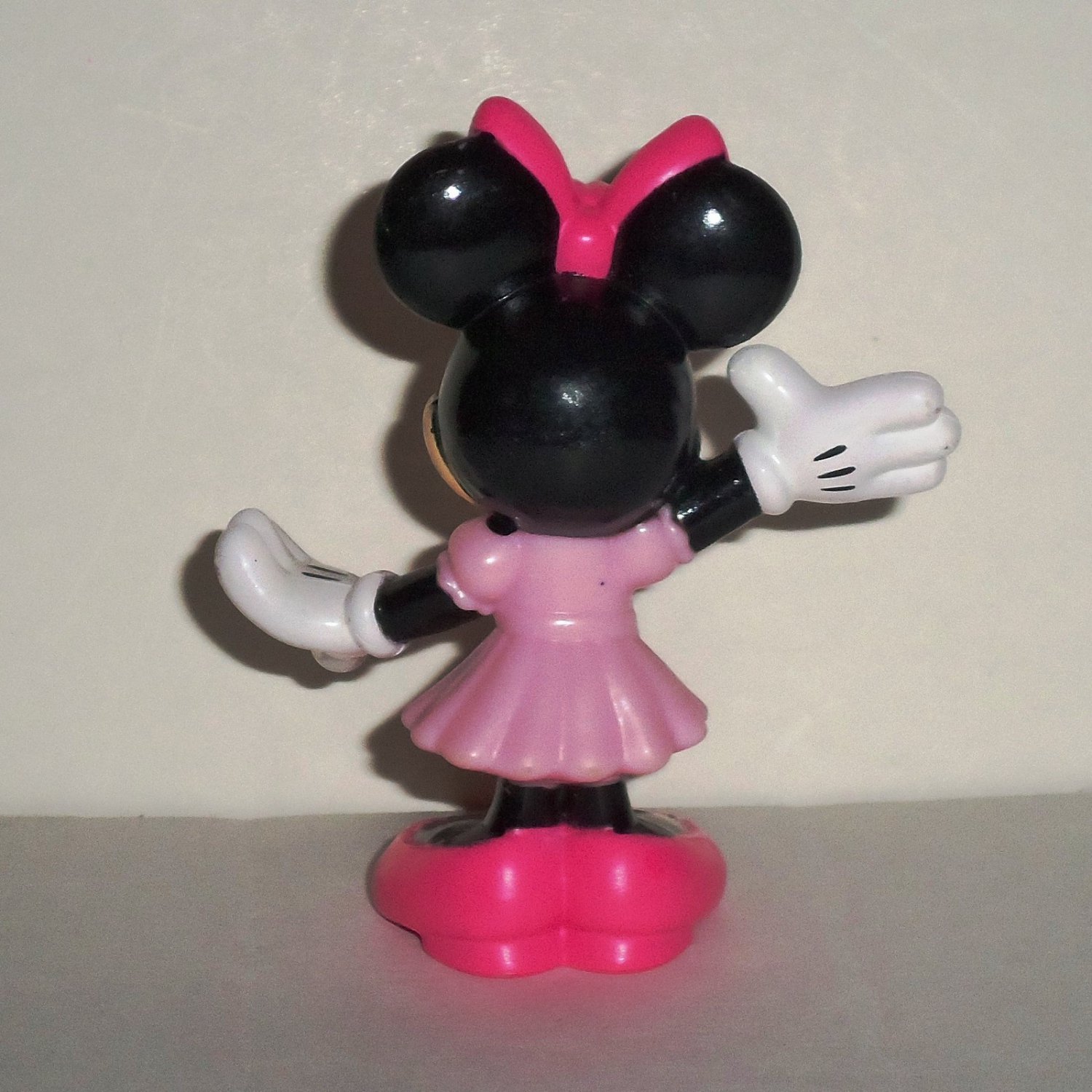 minnie mouse van toy