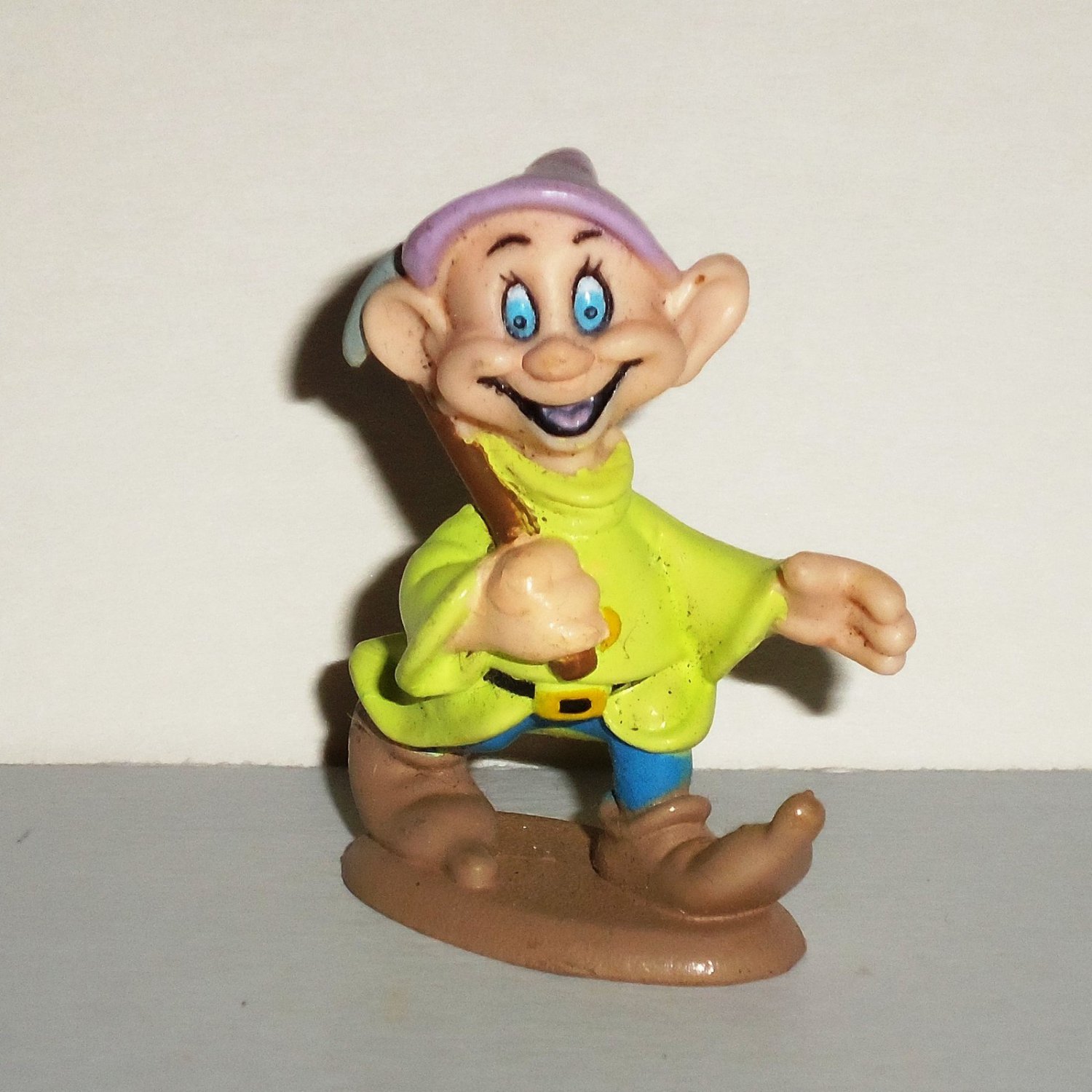 Disneys Snow White And The Seven Dwarfs Dopey Pvc Figure Loose Used 