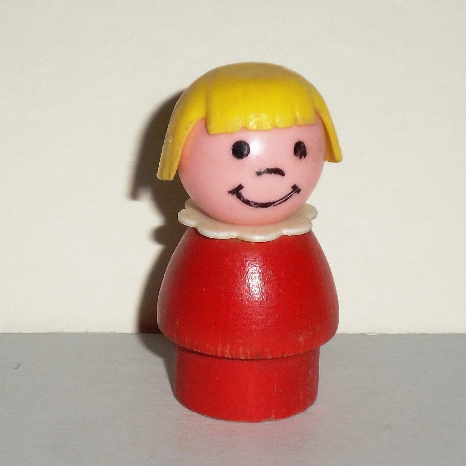 Details about   Vintage Fischer Price Little People Boy with Yellow Body and Red Hair 