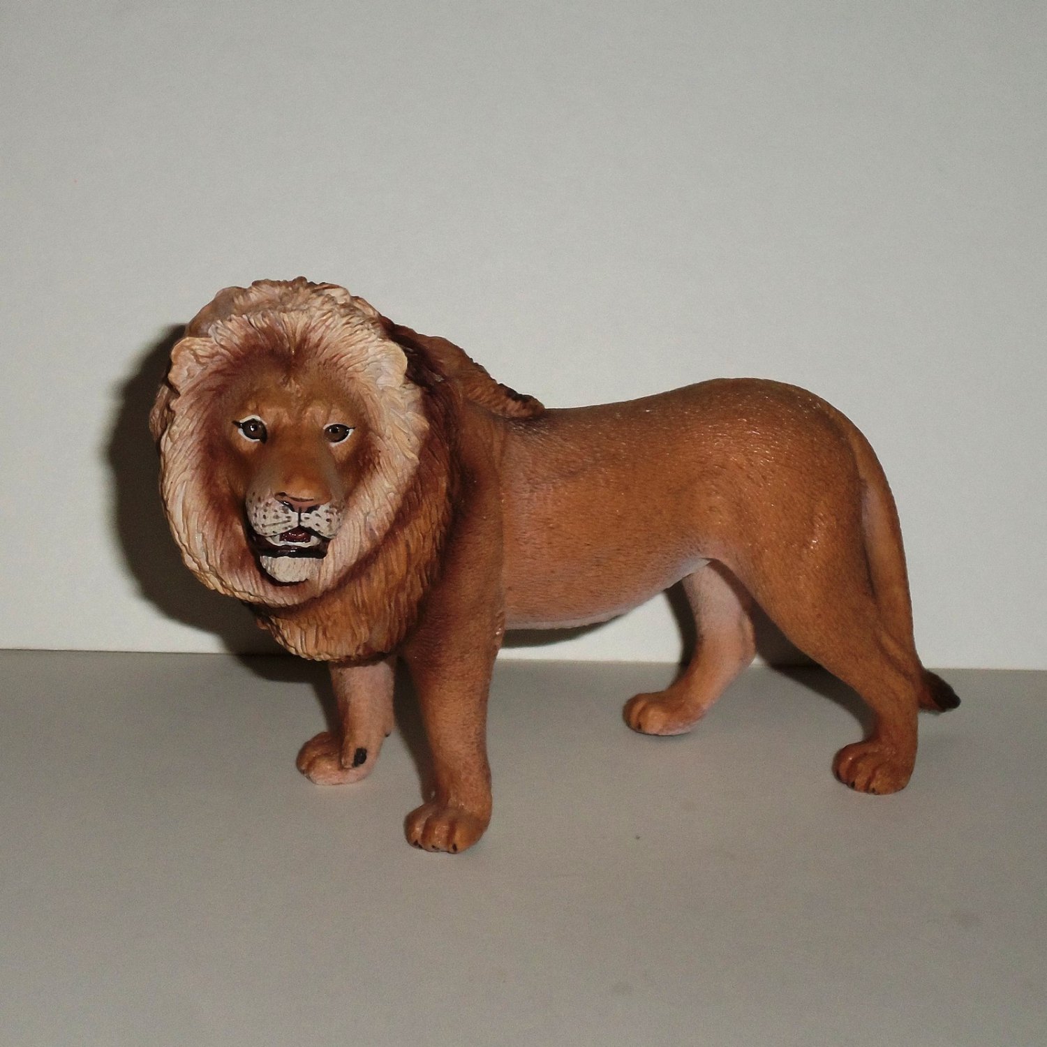 realistic lion toys