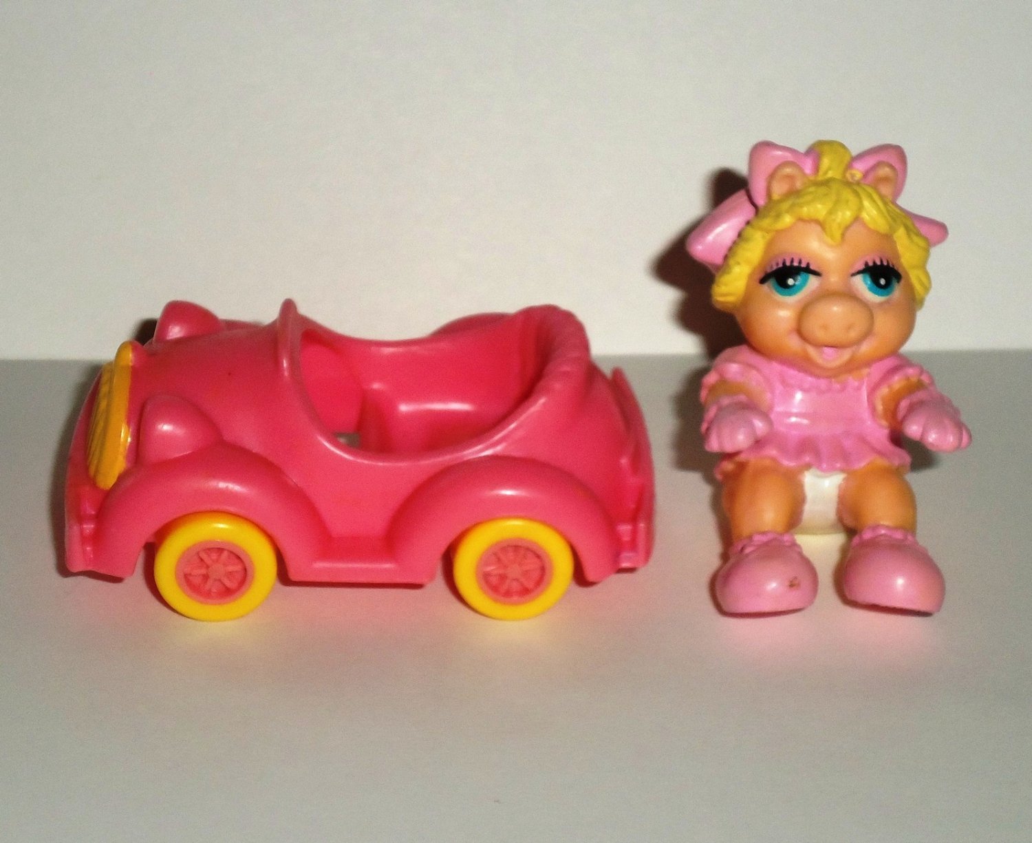 miss piggy figurine