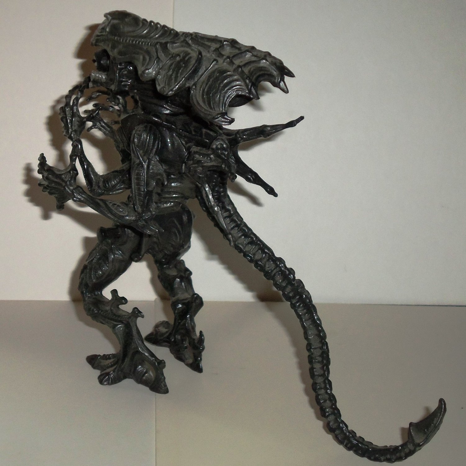 Kenner 1992 Aliens Alien Queen Action Figure Loose Used