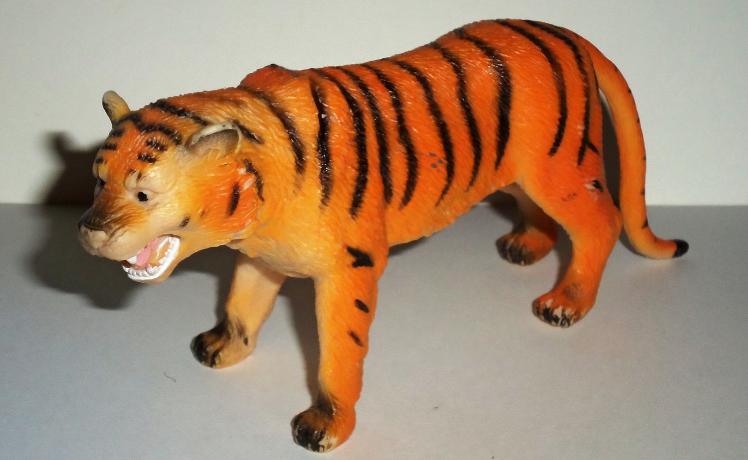 realistic tiger toy