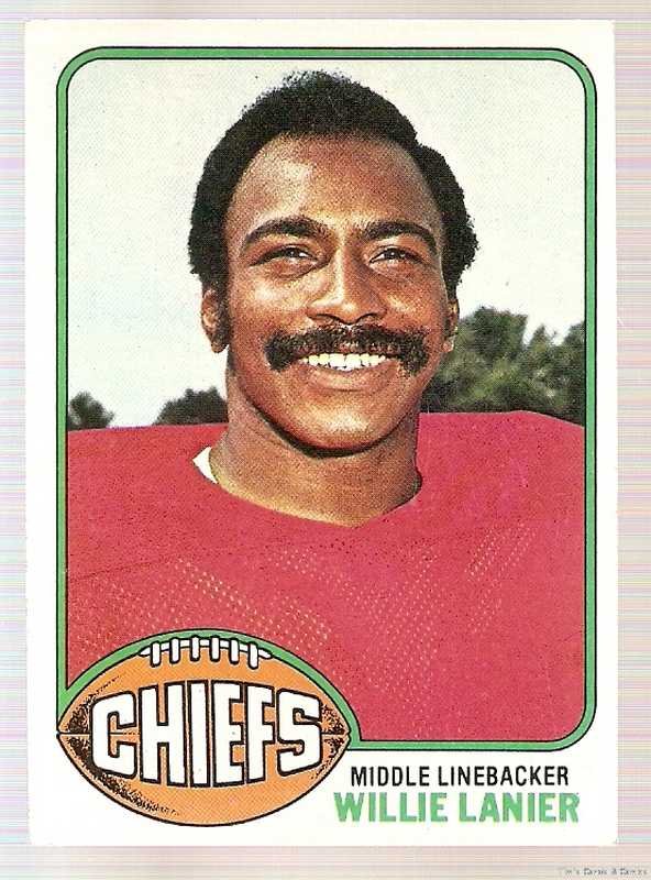 1976 Topps Football Card #155: Lawrence McCutcheon