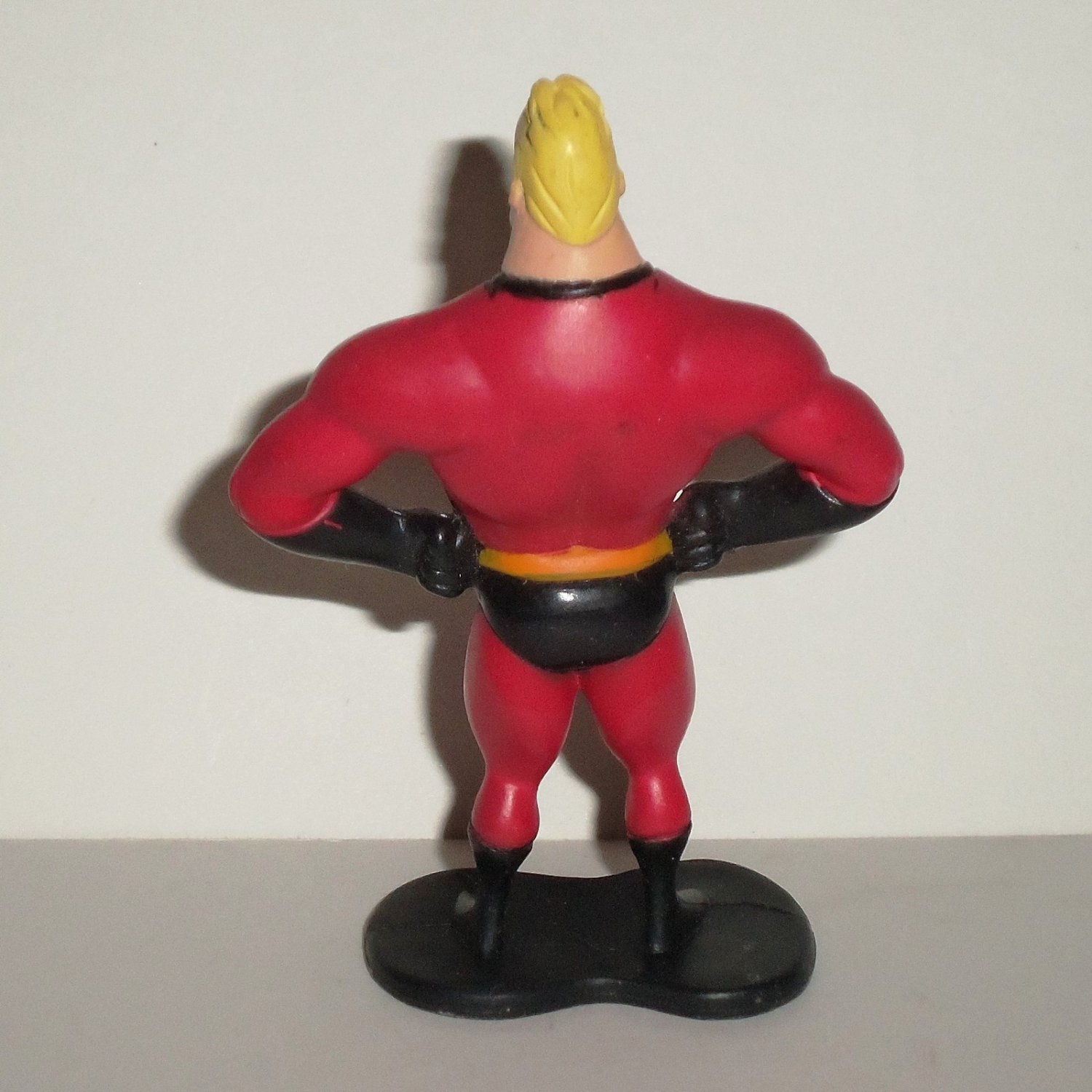 mr incredible figurine