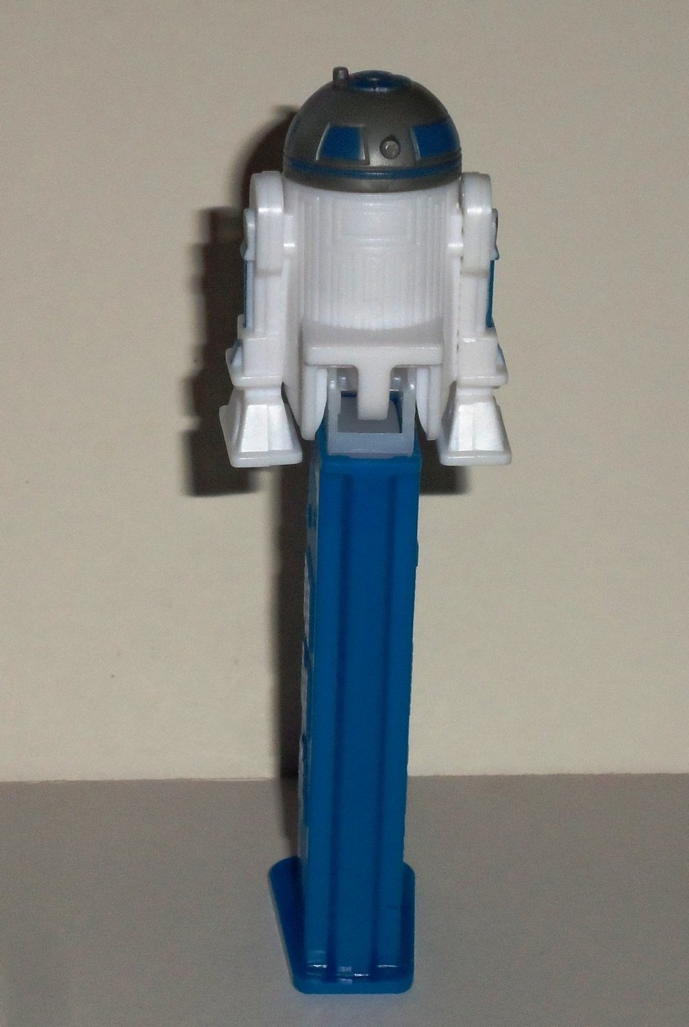giant r2d2 pez dispenser