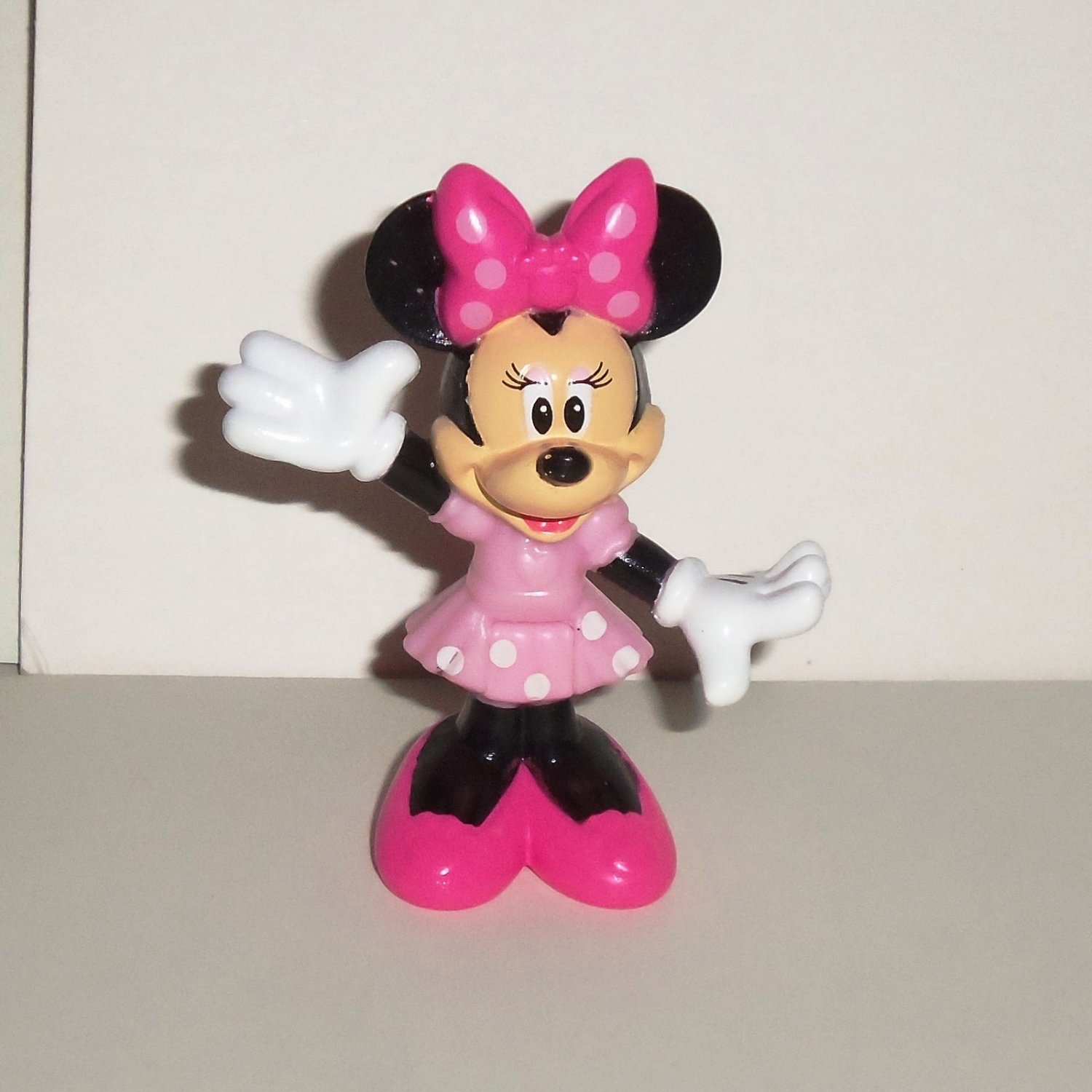 Fisher-Price Y1893 Disney's Minnie Pet Salon Near Set Mattel Loose Used