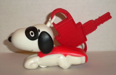 McDonald's 2018 Snoopy as the Masked Marvel Happy Meal Toy Peanuts Loose Used