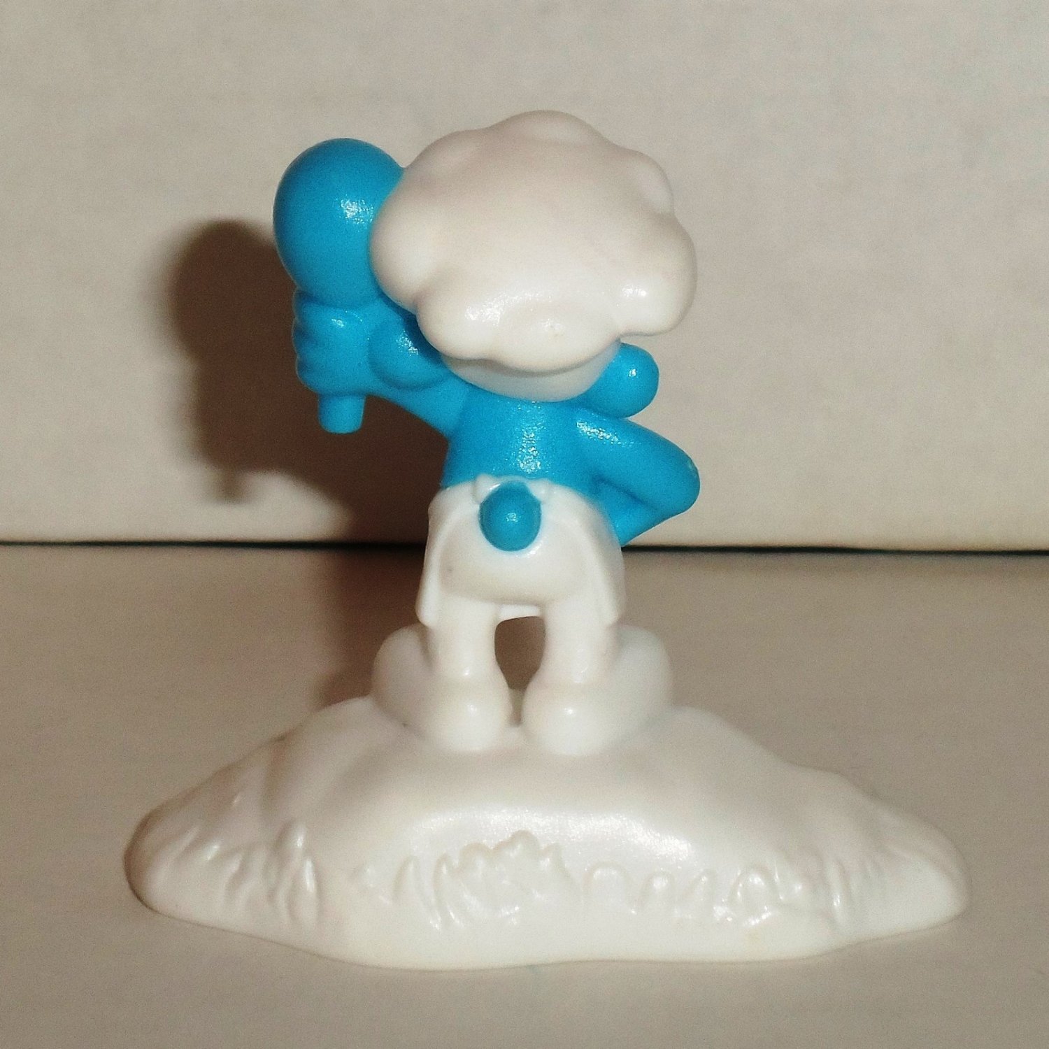 McDonald S 2017 Smurfs The Lost Village Movie Baker Smurf Figure Only