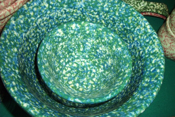 Henn Workshops double blue/green Sponged 8" mixing bowl