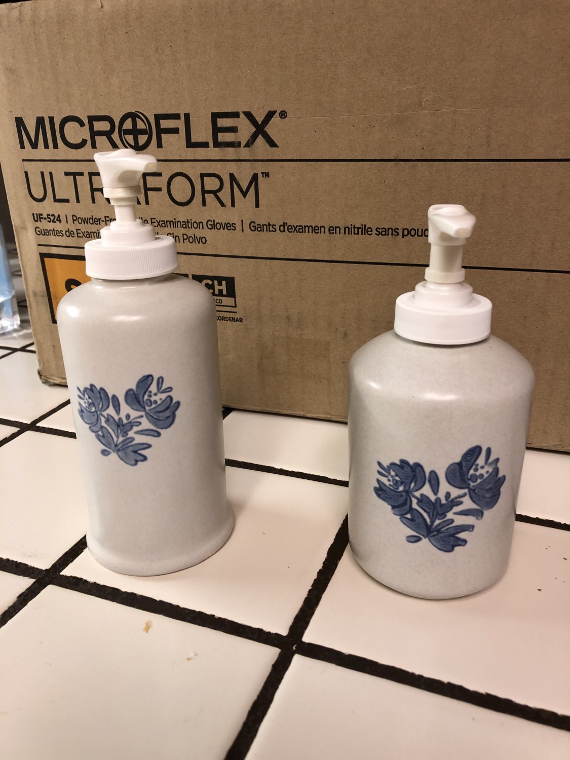 Pfaltzgraff replacement soap or lotion dispenser pump only white