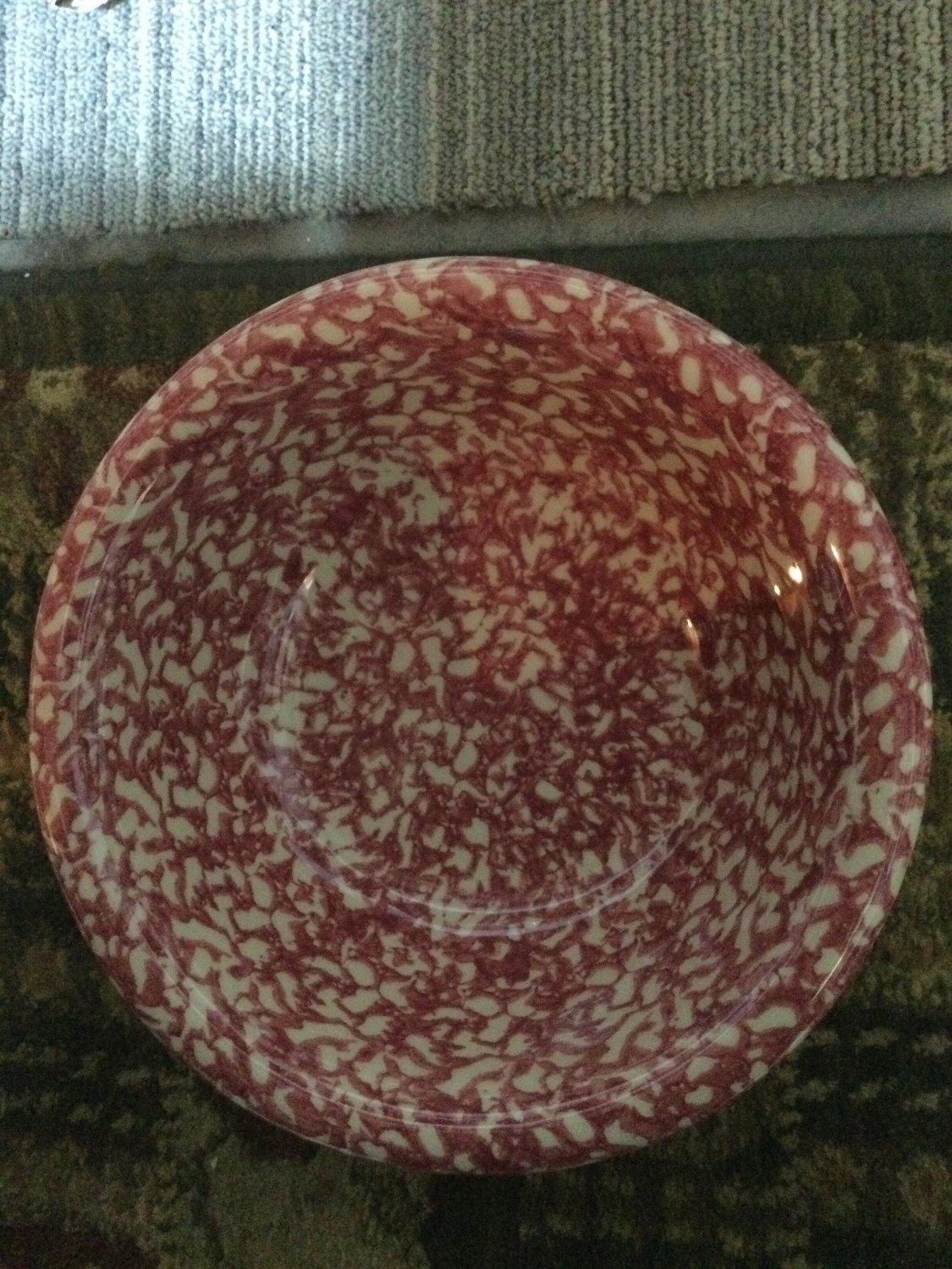 Gerald E Henn Workshops cranberry sponged 9 3/4â�� round serving bowl