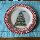 Henn Workshops 2004 Christmas plate cranberry sponged dinner plate