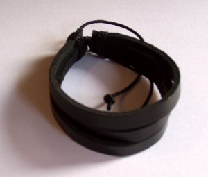 Free Shipping b17 Unisex New Black clr Leather Bracelet Sufer Band - 3 strands