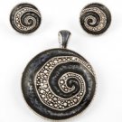 Silvertone Circle Pendant & Post Earring Set / Blue Epoxy And Detail