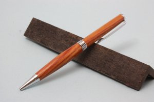 Pau Rosa Twist Pen