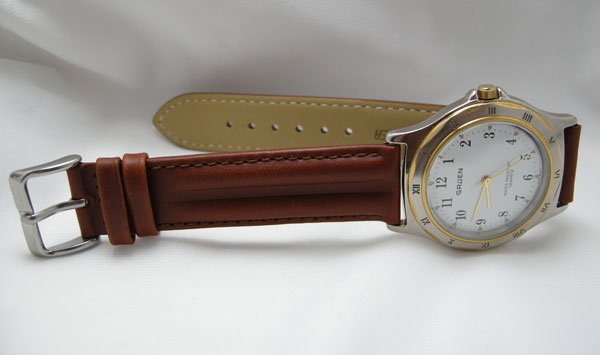 Gruen Mens Quartz Wrist Watch w/ Handsome Leather Band