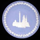 Wedgwood England Christmas 1970 Plate Trafalgar Square