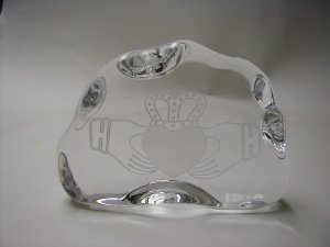 Claddagh  heart and hands paperweight