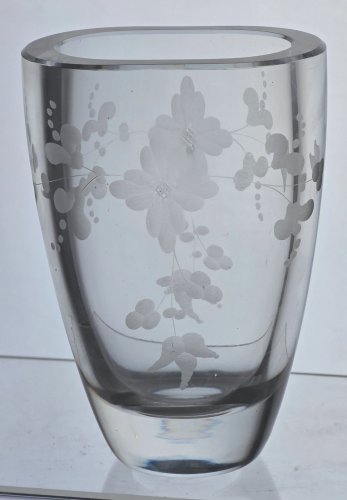 Copper wheel engraved glass oval vase