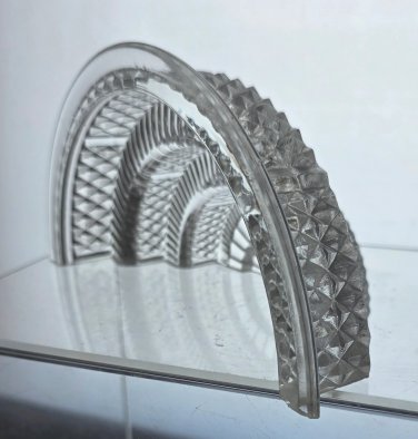 Glass sconces shade step