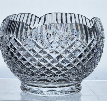 Hand Cut 34% lead crystal bowl signed Tipperary