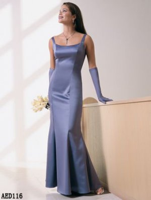 Bridesmaid AED 116