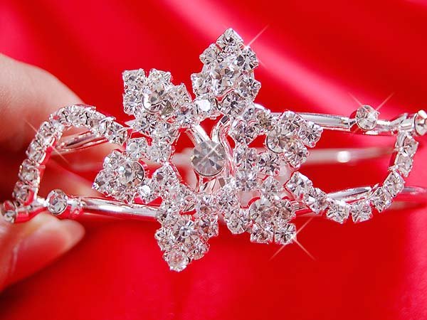 Tiaras for the Beautiful Bride SGH 063