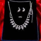 Necklace with matching earings X 033