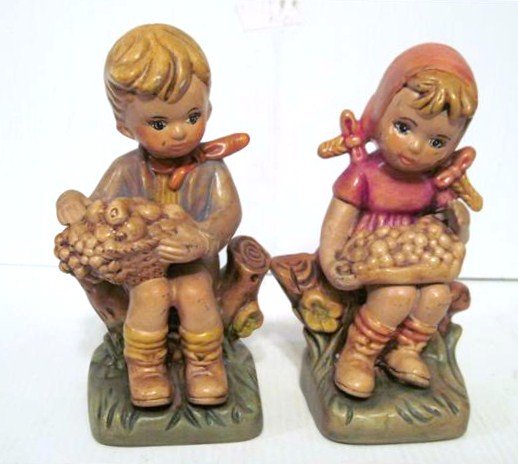 Three Lladro Style Figurines | Kodner Auctions