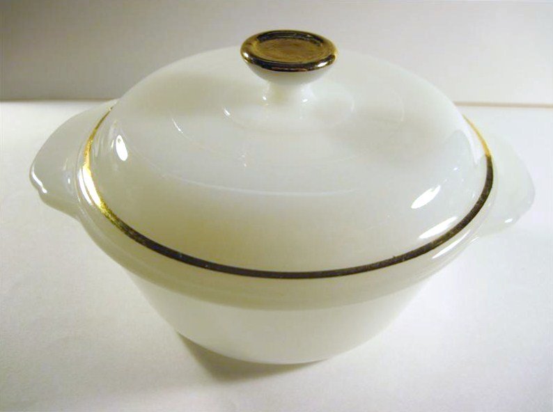 Fire King 8 oz Bowl with Lid, Handles & Gold Trim. 051013 1