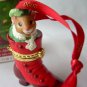 2000 Hallmark Keepsake Ornament Fashion Afoot QX8341