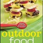 Betty Crocker Outdoor Food: 100 Recipes for the Way You Really Cook (Hardcover)