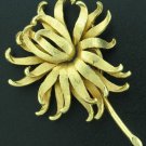 Boucher Style Gold Tone Vintage Flower Brooch Bro2141
