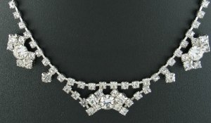 Vintage Unsigned Clear Prong Set Rhinestone Choker Nec2064