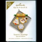 2010 Hallmark Exclusive VIP Gift Repaint Keepsake Seasons Treatings Special Edition ornament, MIB
