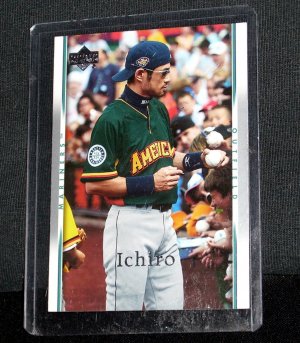 2007 Upper Deck SERIES 1 ( Ichiro ) CARD #196