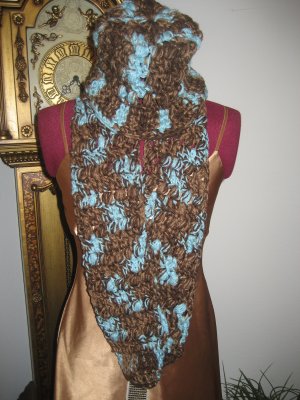 Arctic Chocolate hat/scarf set