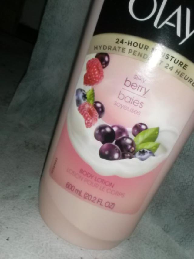 Olay Body Lotion Silky Berry 20 2 Oz With Pump Discontinued   5a08e38d85598 94286b 