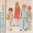 McCALL'S 1975 PATTERN 4741 SIZE 2 CHILD'S UNISEX ROBE AND PAJAMAS