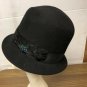 VINTAGE LADIES #96 HAT BLACK WITH 1 1/2' BLK RIBBON & FRONT 1/2 FEATHER 21 1/2"