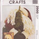 McCALLS PATTERN 2900 SANTA GREETER DOOR OR WINDOW HANGING