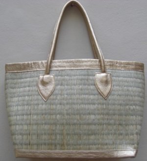 BALI HANDBAG LEGIAN GOLD