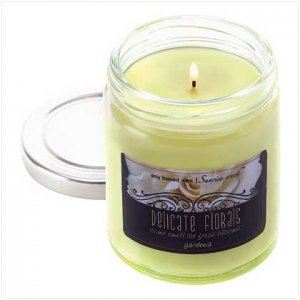 GARDENIA CANDLE