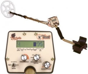 TESORO DeLEON METAL DETECTOR NEW!