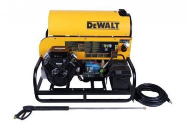 Dewalt DXPWH3650 Pressure Washer 3600 PSI 5 GPM Gas Hot Water 570cc Briggs