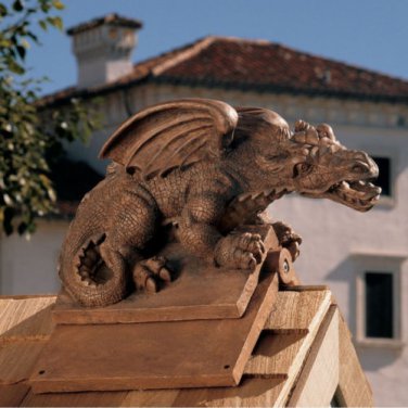Design Toscano Apex The Winged Dragon Roof Cresting Statue